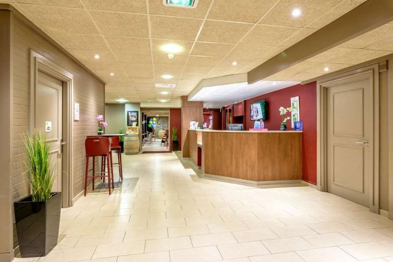 Campanile Toulouse Sesquieres Hotel Exterior foto